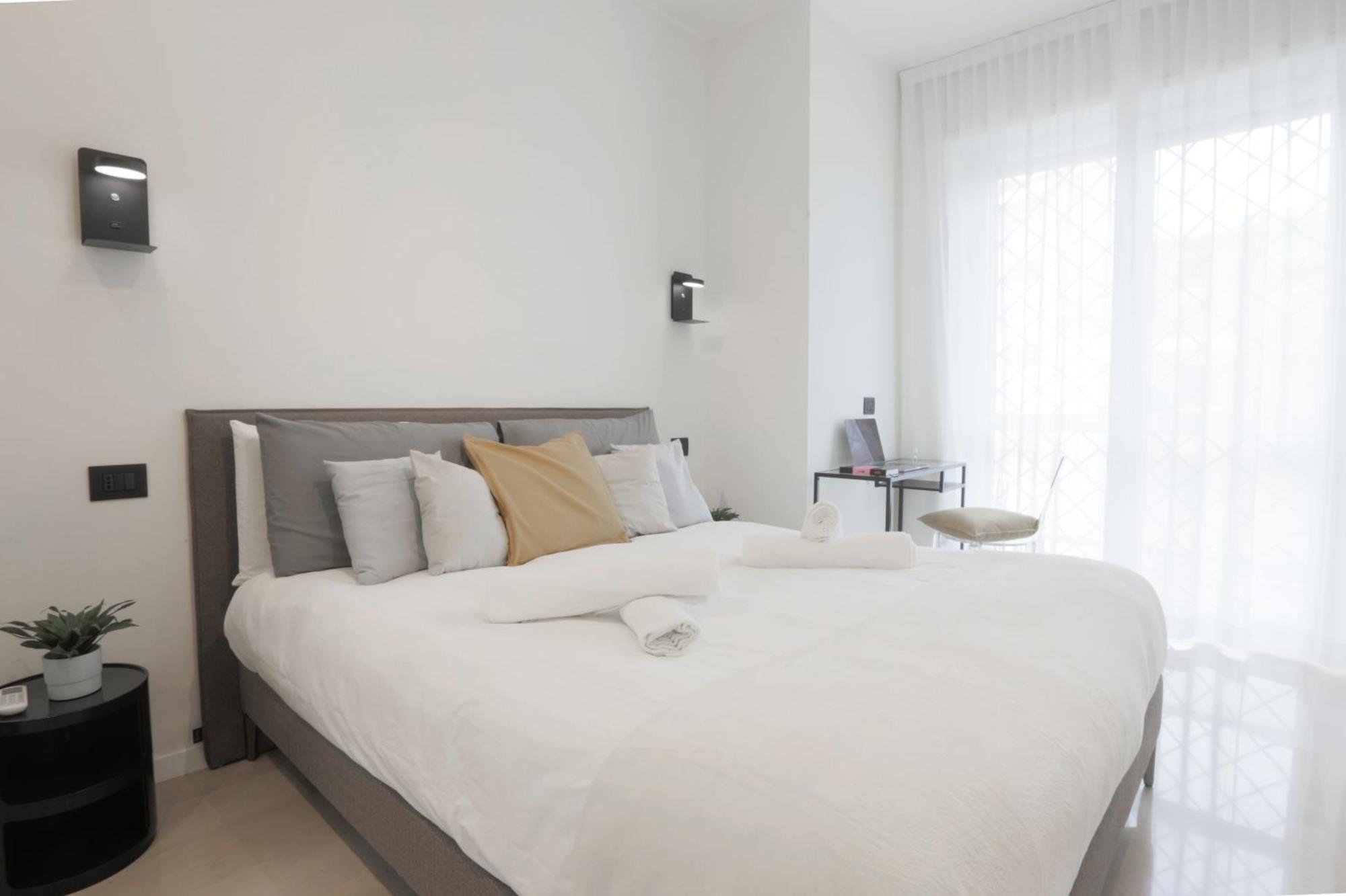 New Modern Flat 10 Minutes Walk From Central Station Mailand Exterior foto